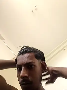 its_your_boy_2001 webcam