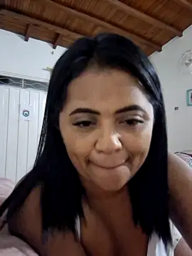 Katrina_Lush webcam