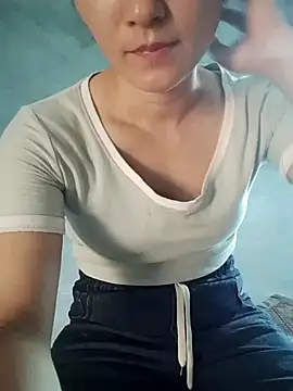 Asami_6868 webcam