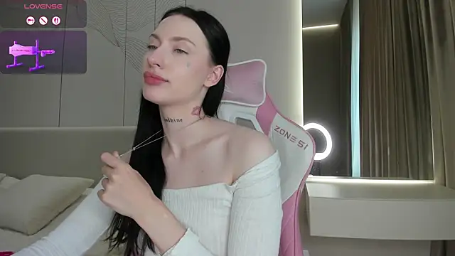 JenniferQueen11 webcam