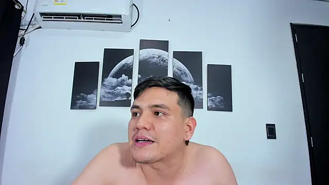Match_Hot webcam