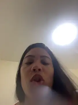 ZahraAmira_ webcam