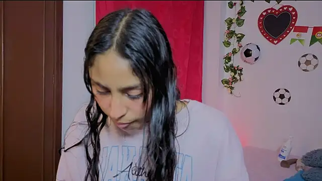 PaulaCutexs webcam