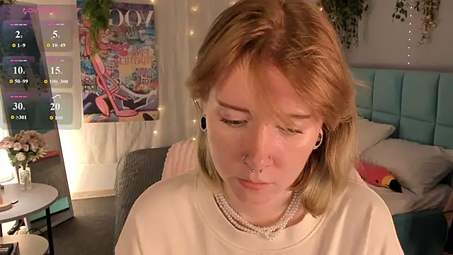 Elira_Vane webcam