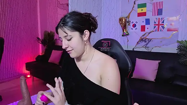 Zyra_tay webcam