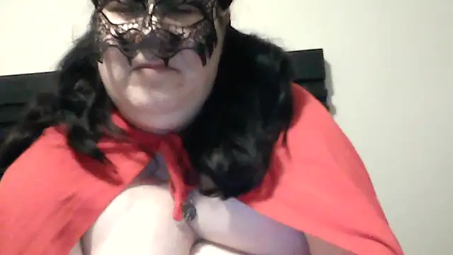 RavenRunee webcam