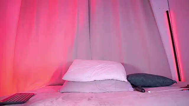 petitevictoria webcam
