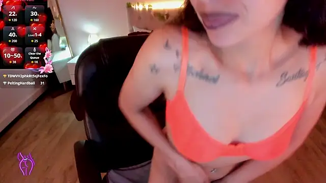 Mariam_Lopez__ webcam