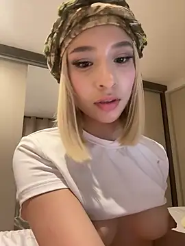 Sarah_cam06 webcam