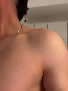 aronnhidden webcam
