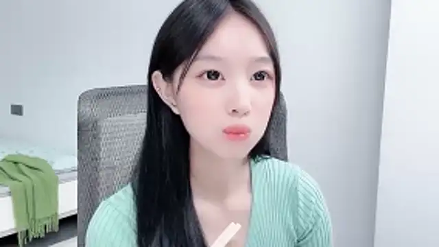 Yoyo33355 webcam