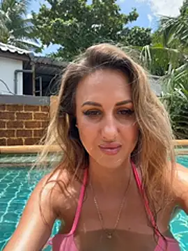 Bella-Grace webcam