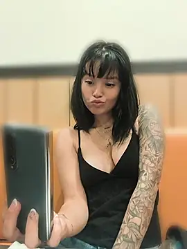 LorenRosse Live Web Cam Show