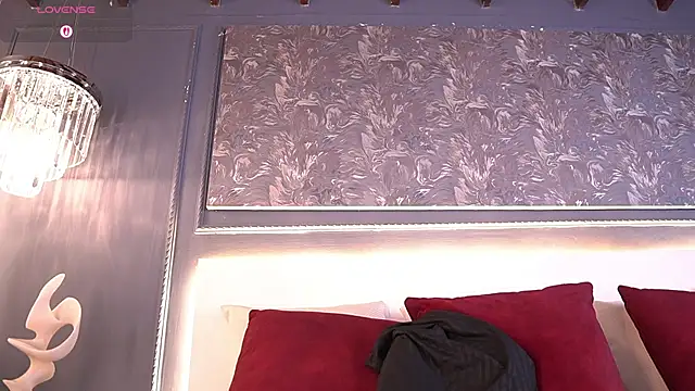 MiaKay1 webcam