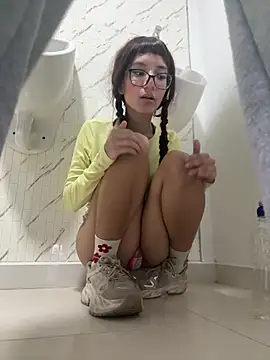 SweetBunnyGF webcam