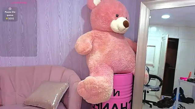 lia_harper_t webcam