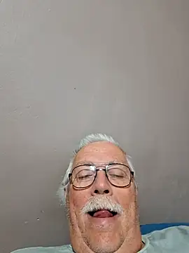 NawtyB1965 webcam