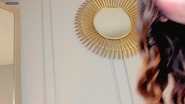 CharlotteBrownn_ webcam