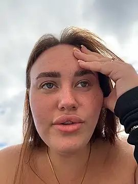 KiraSunshine webcam