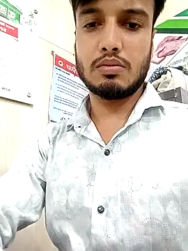 sexeyboy332 webcam