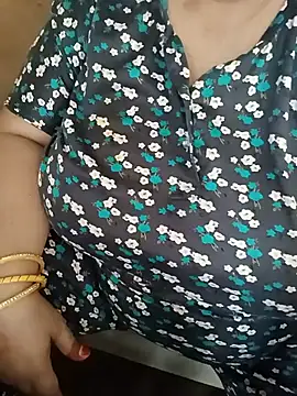 Simran_008 webcam