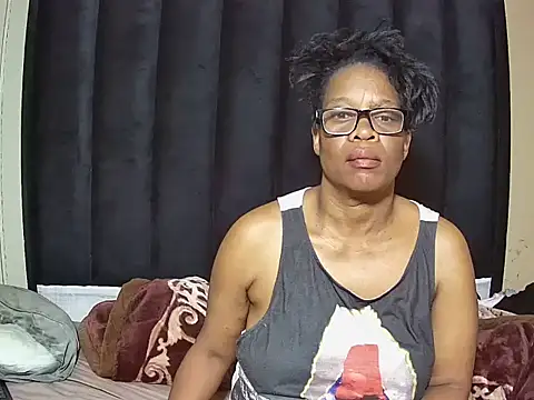 JoycyQueen webcam