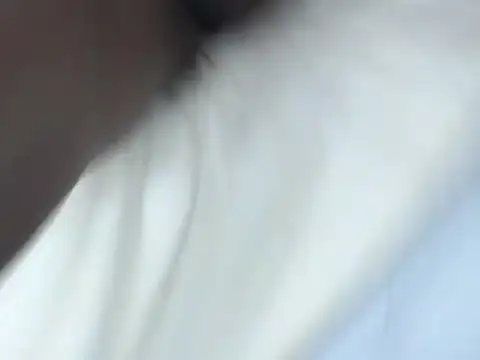 Pettite_essy webcam