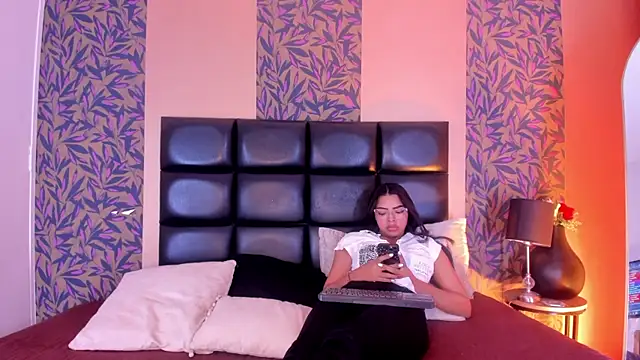 Chel_Rose webcam