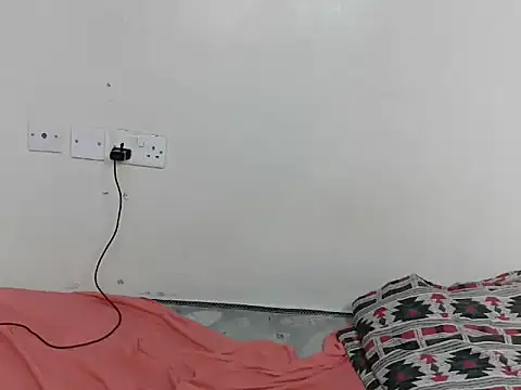 Finnest_choocie webcam