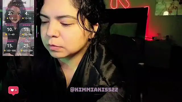 kimmiakiss22 webcam