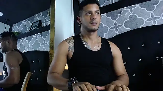 Chris_Dick23 Live Web Cam Show