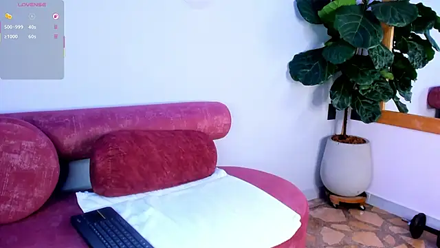 Travis_lenox_ webcam