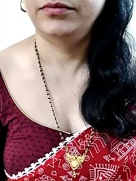 Yazhini-Cam webcam