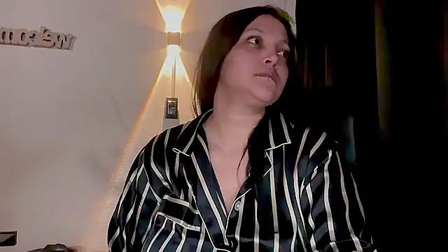 MarcellaGriffin webcam