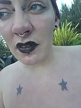 PinkTheHawk Live Web Cam Show