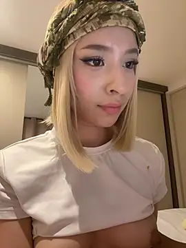 Sarah_cam06 webcam