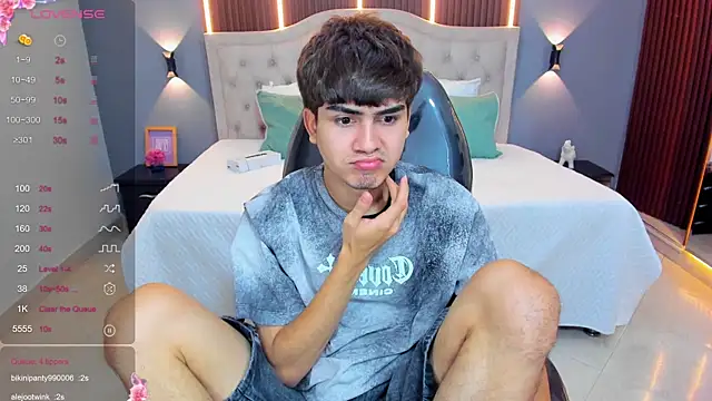 Tommy18__ webcam