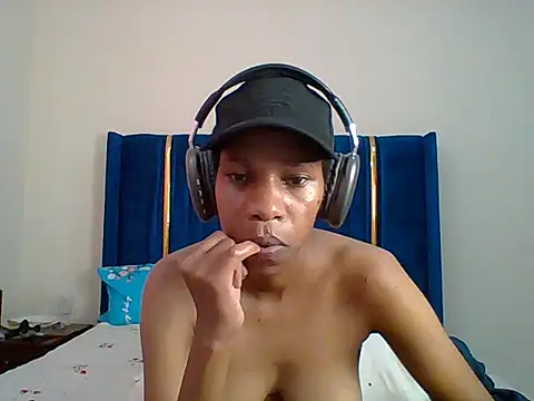 jay-ezike webcam