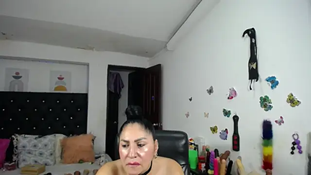 mature_bigboobs10 webcam