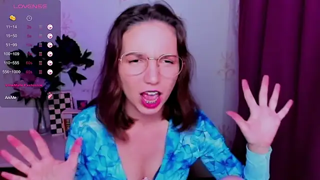 KindHazelHere_ webcam