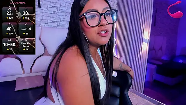 Laulin_tay webcam