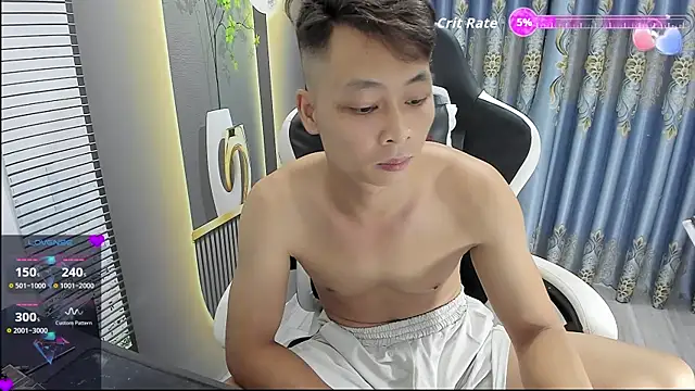Naughty___asian webcam