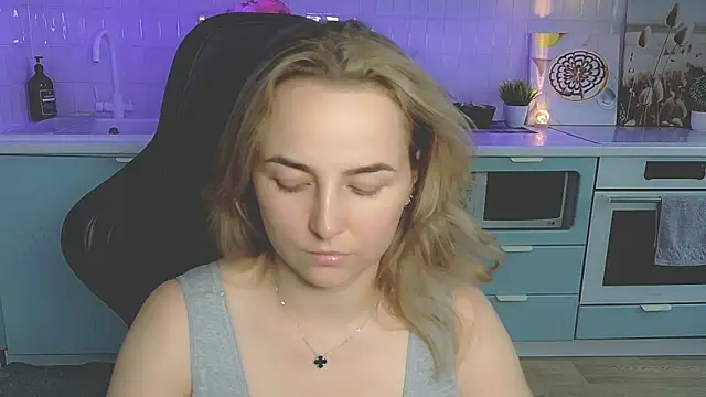 Mira_Mermayd webcam