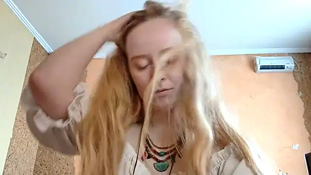 KateVibe_01 webcam