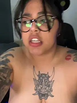 miacanela_xo webcam