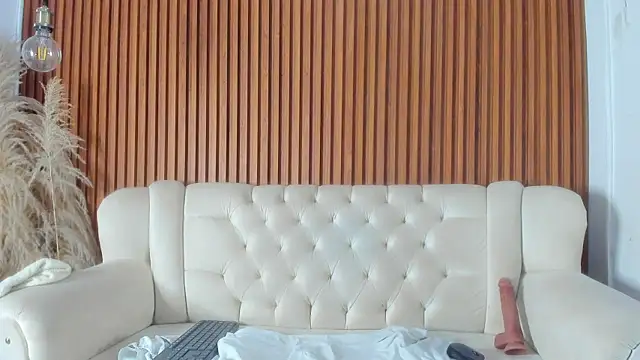 Brenda_Thomp webcam