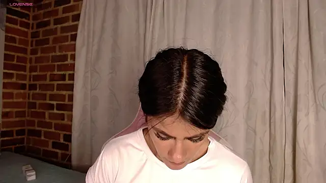 ailyngg webcam