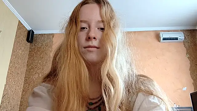 KateVibe_01 webcam