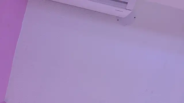 AndreaSweet2 tattooed Latina cam girl