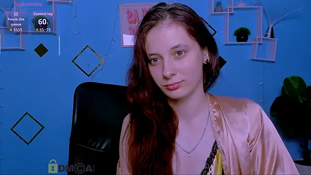 nami_glow dominatrix mistress cam